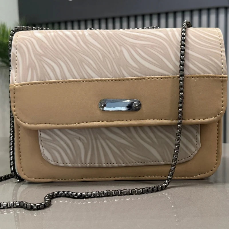 Luxury Women’s Shoulder Bag in Grey Faux Leather for Casual, Work, and Formal Use